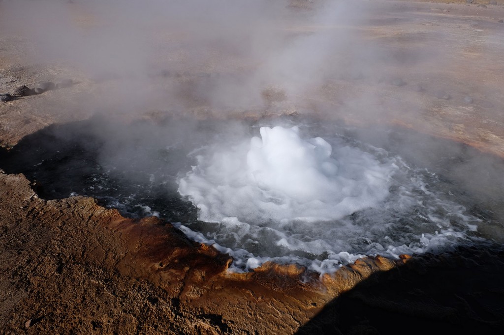 geyser-tatio-eau