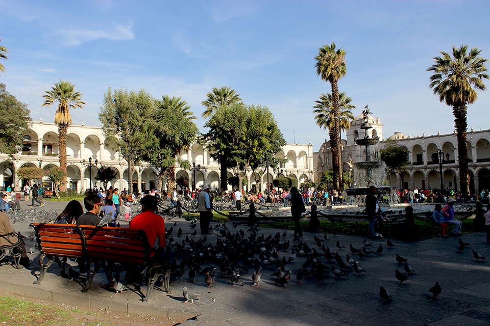 plaza de armas arequipa perou