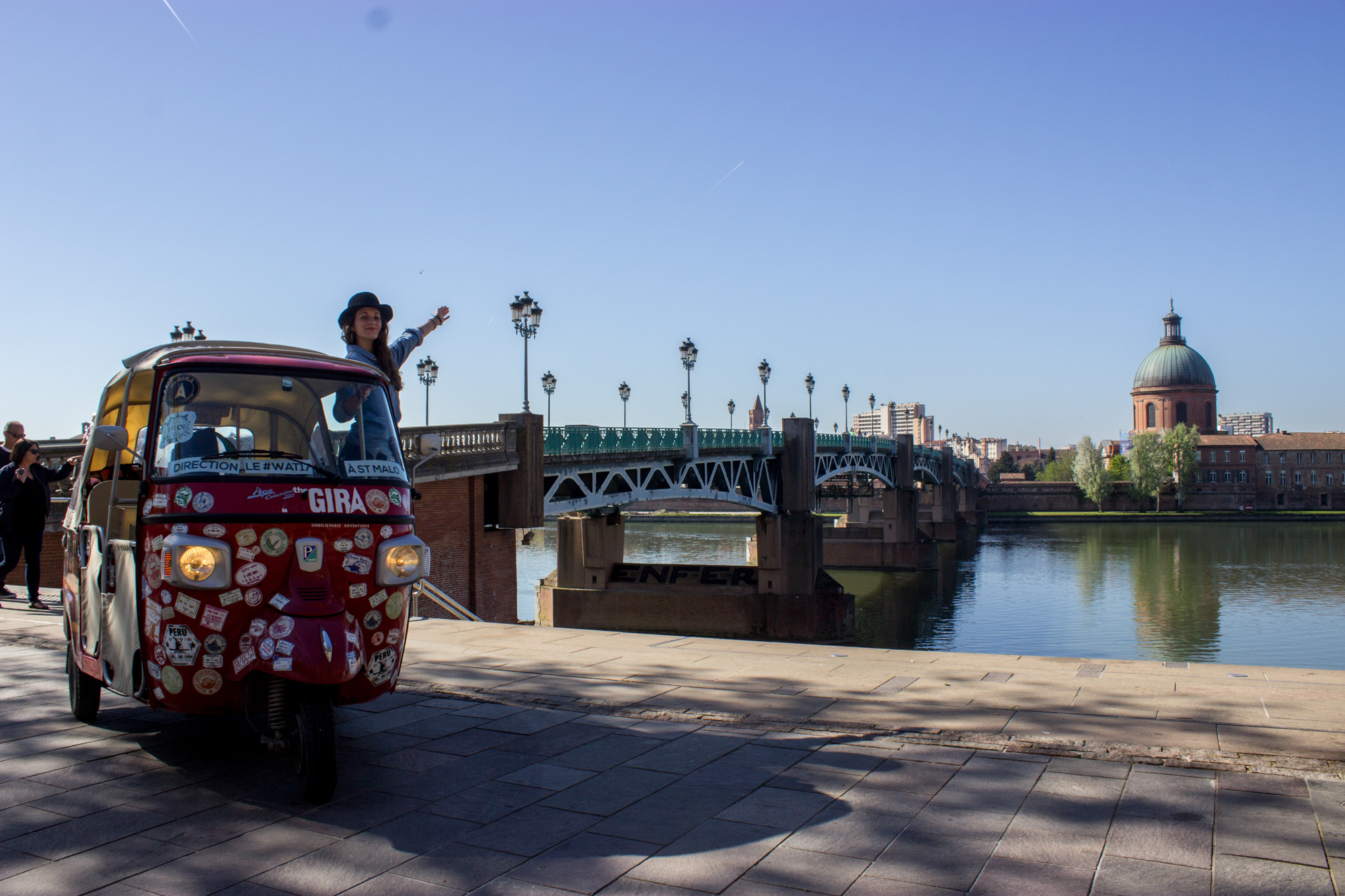 tuk-tuk-france-the-gira