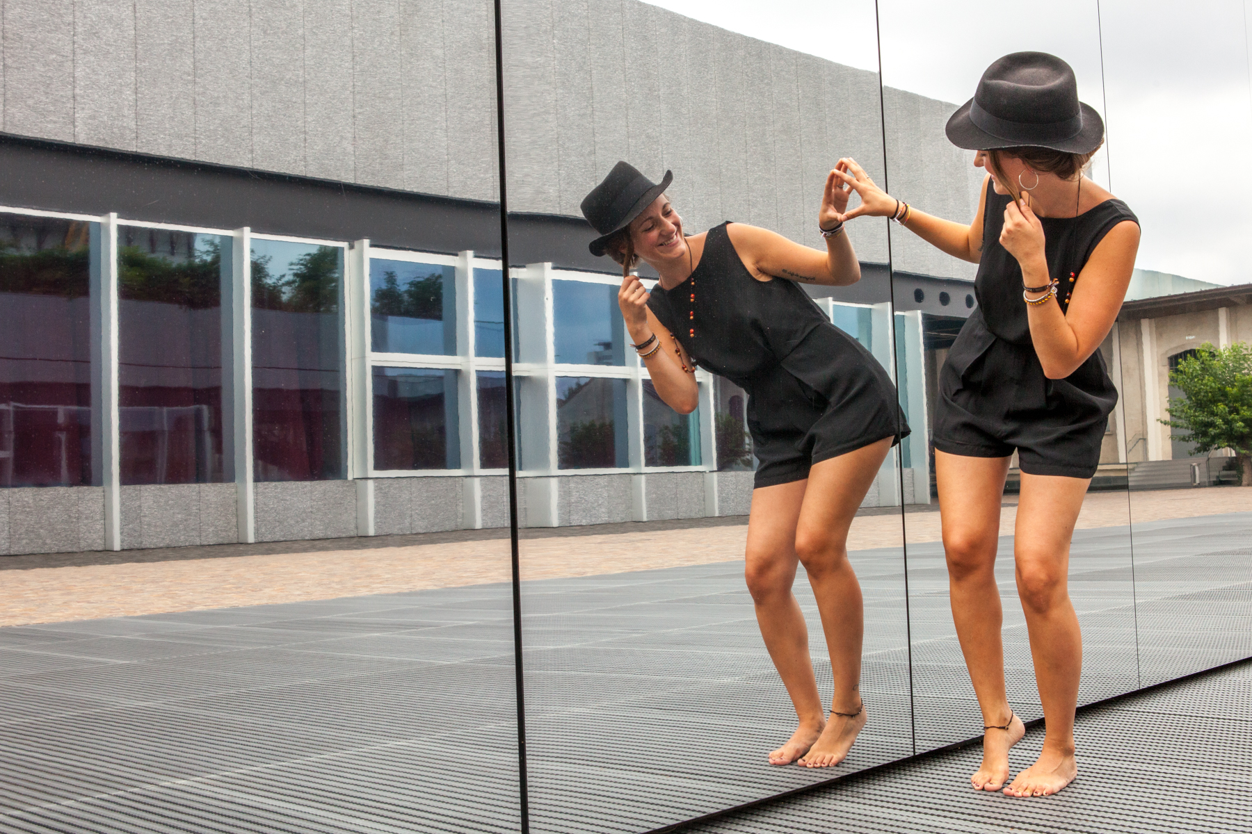 milan-voyage-fondation-prada-waynabox