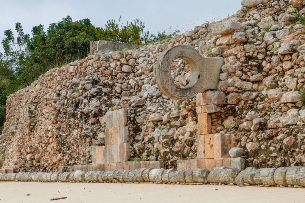 pelote-maya-ruines-uxmal-mexique-yucatan