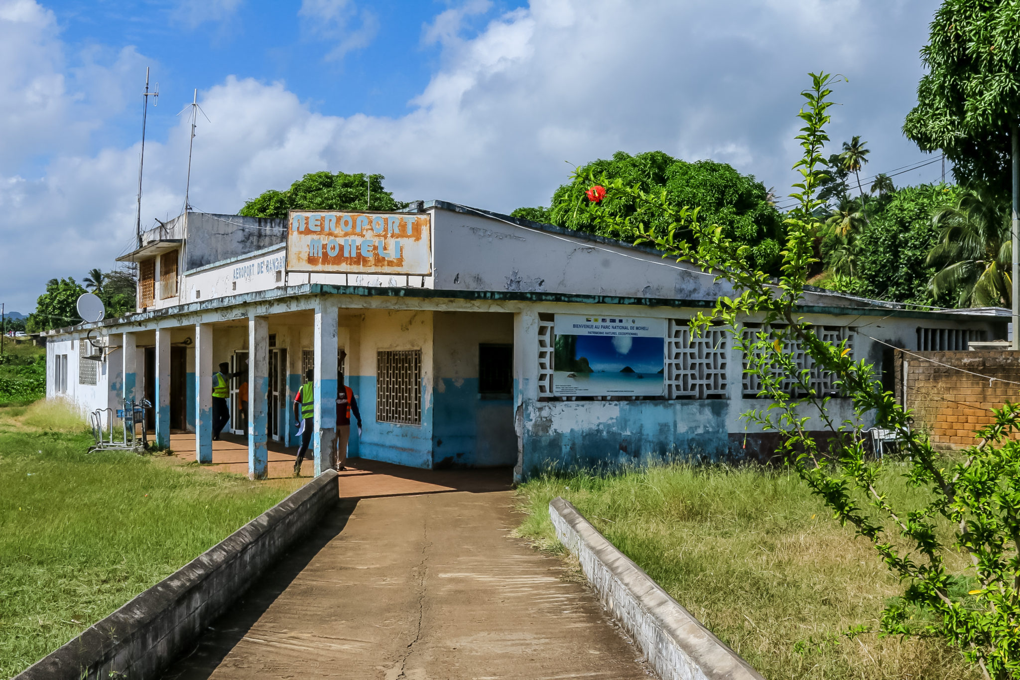 aeroport-moheli-comores-madagascar-ile