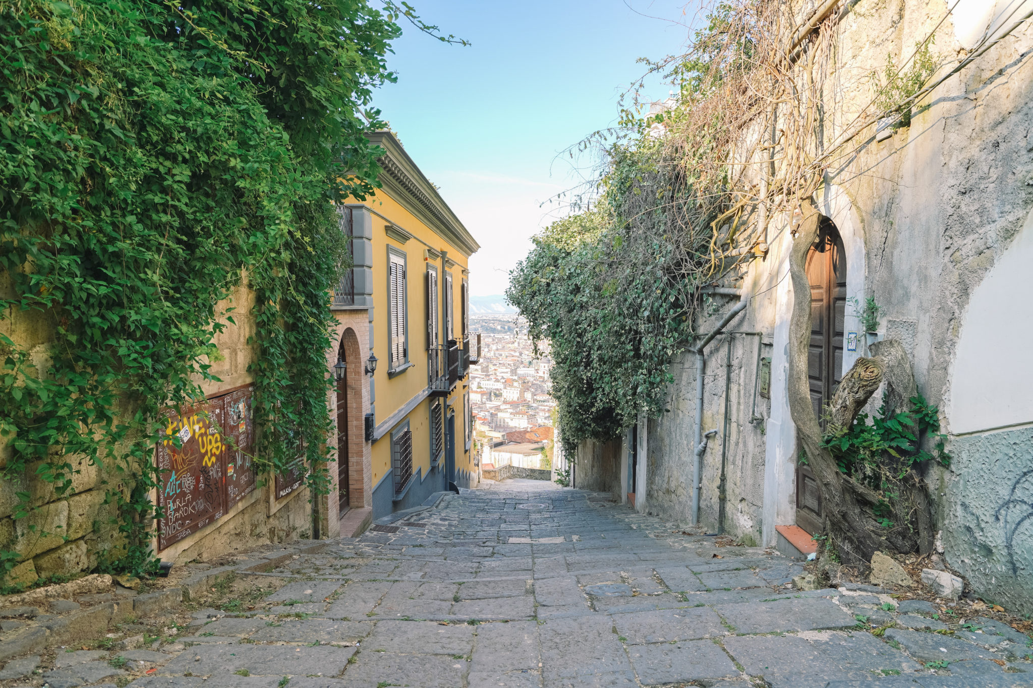 naples-visiter-city-guide-castel-sant-elmo-marches