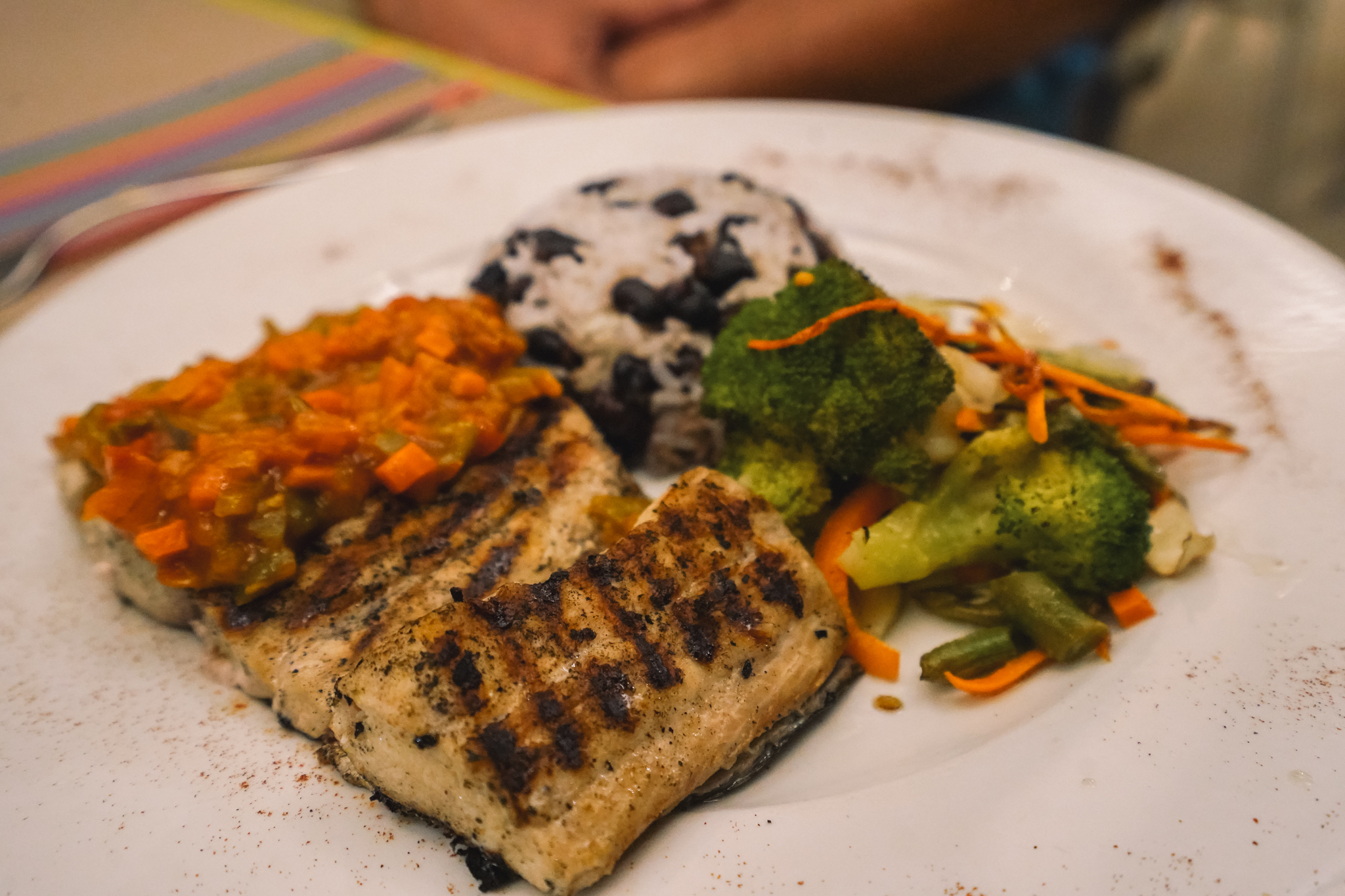 où-manger-en-dominique-portsmouth