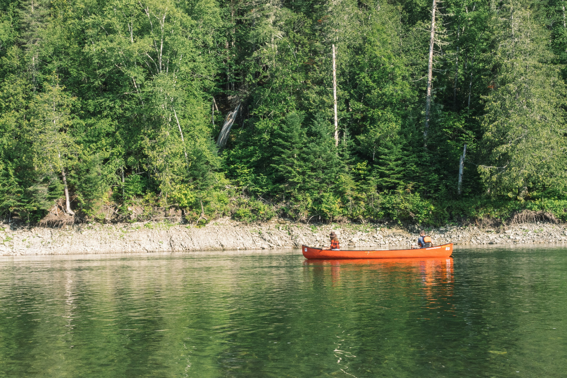 canada-canoe-canot-new-brunswick-restigouche-riviere