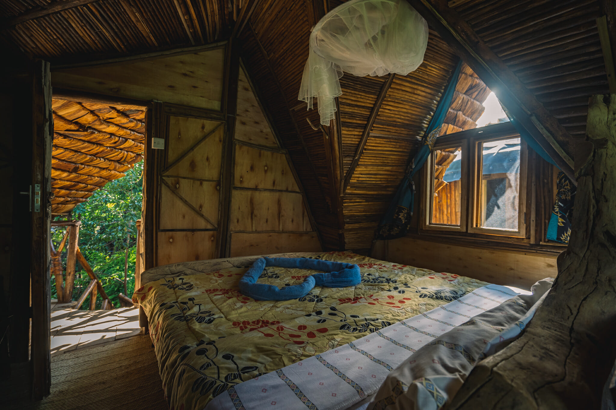 Visite de la chambre construite par Gerald