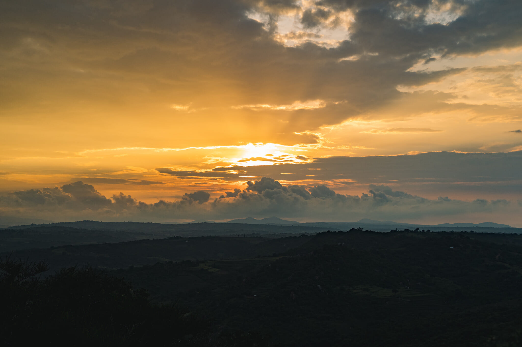 Coucher de soleil lors de l'immersion dans le village d'Endallah en Tanzanie