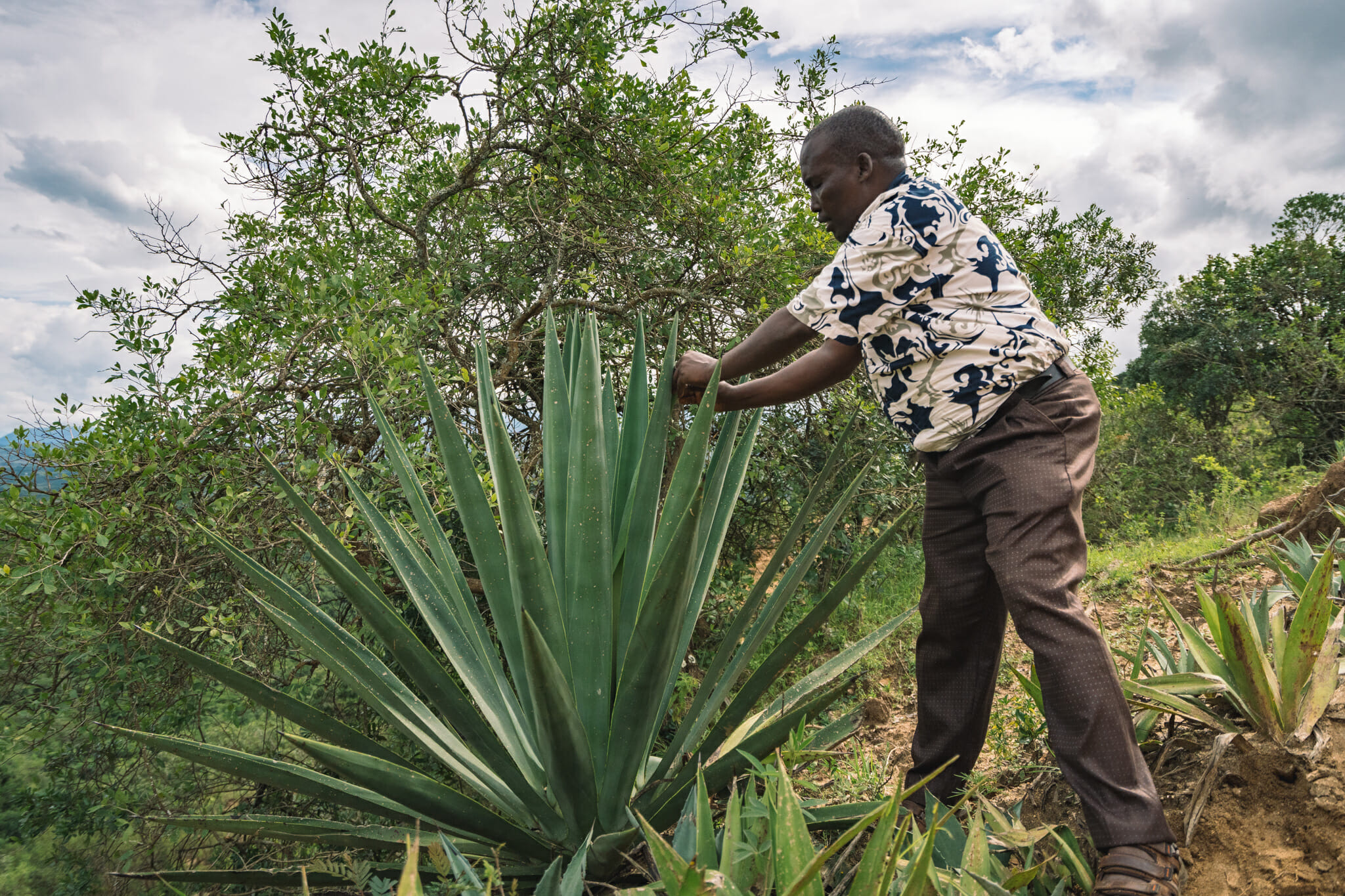 John, guide lors de l'immersion dans le village d'Endallah en Tanzanie