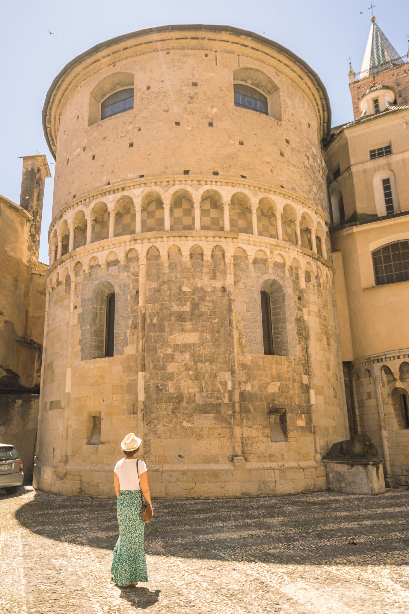 Balade dans les rues pittoresques d'Albenga