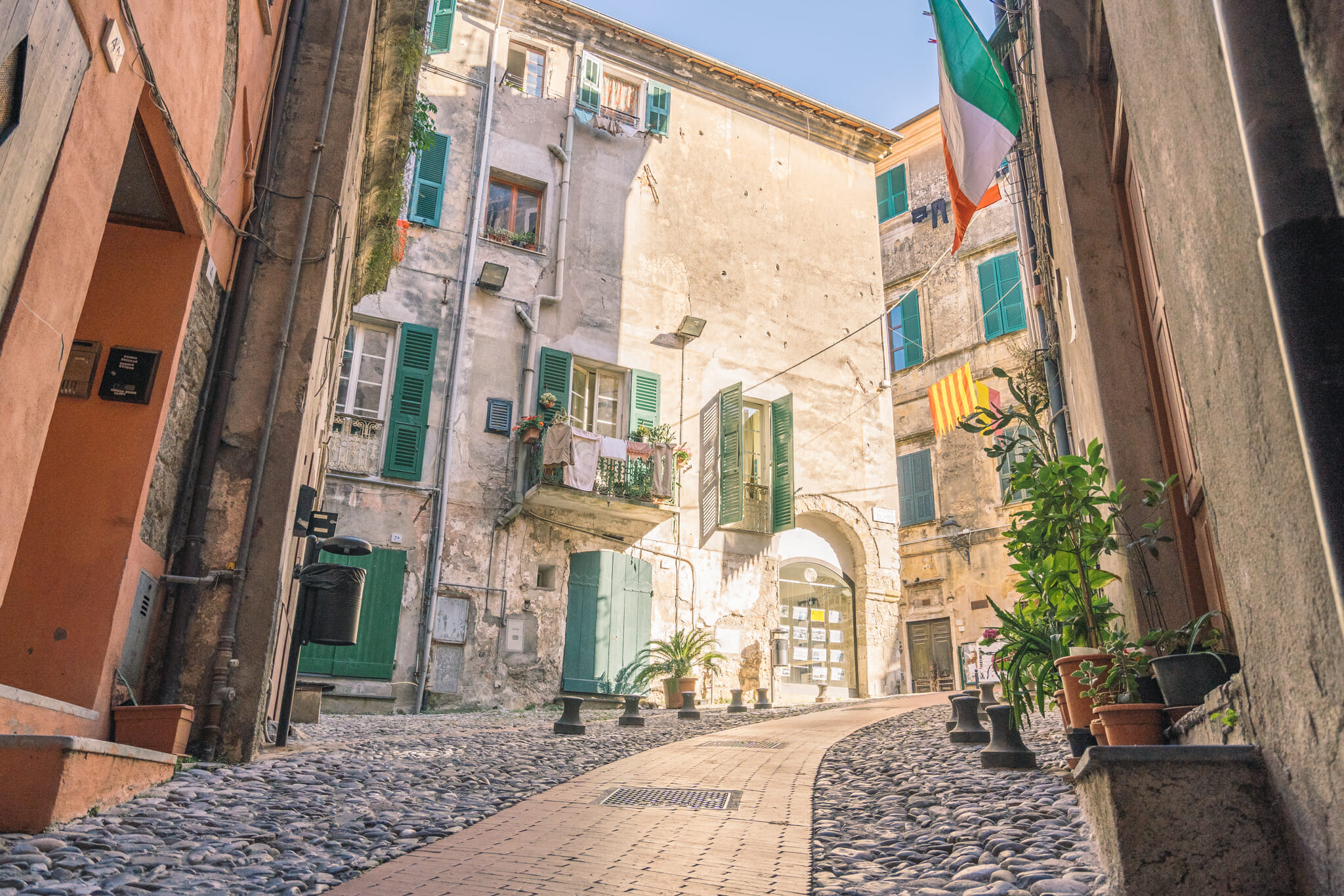 Ruelles de Vintimille en Italie du Nord