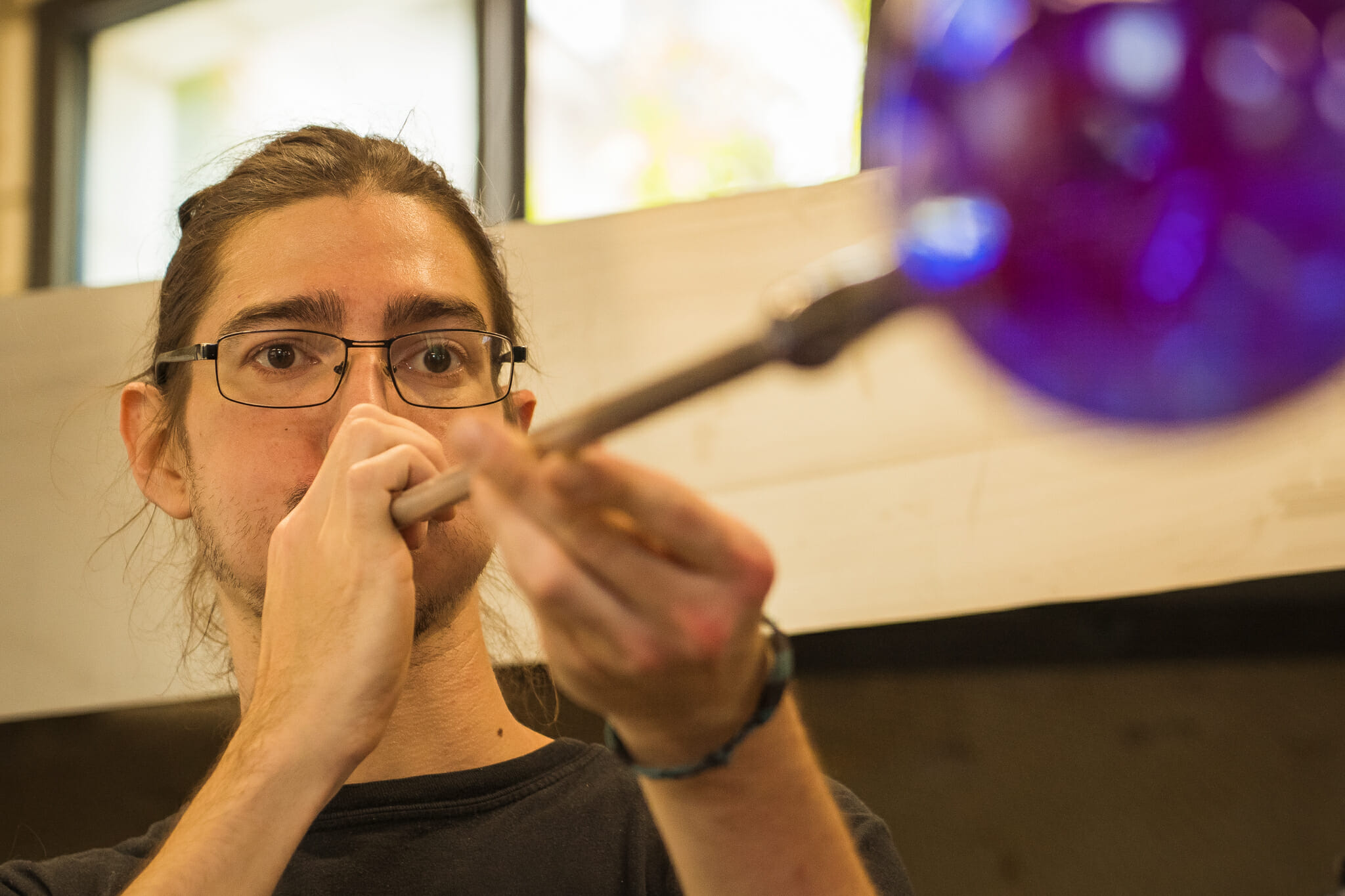 Souffleur de verre en action à Terrasson