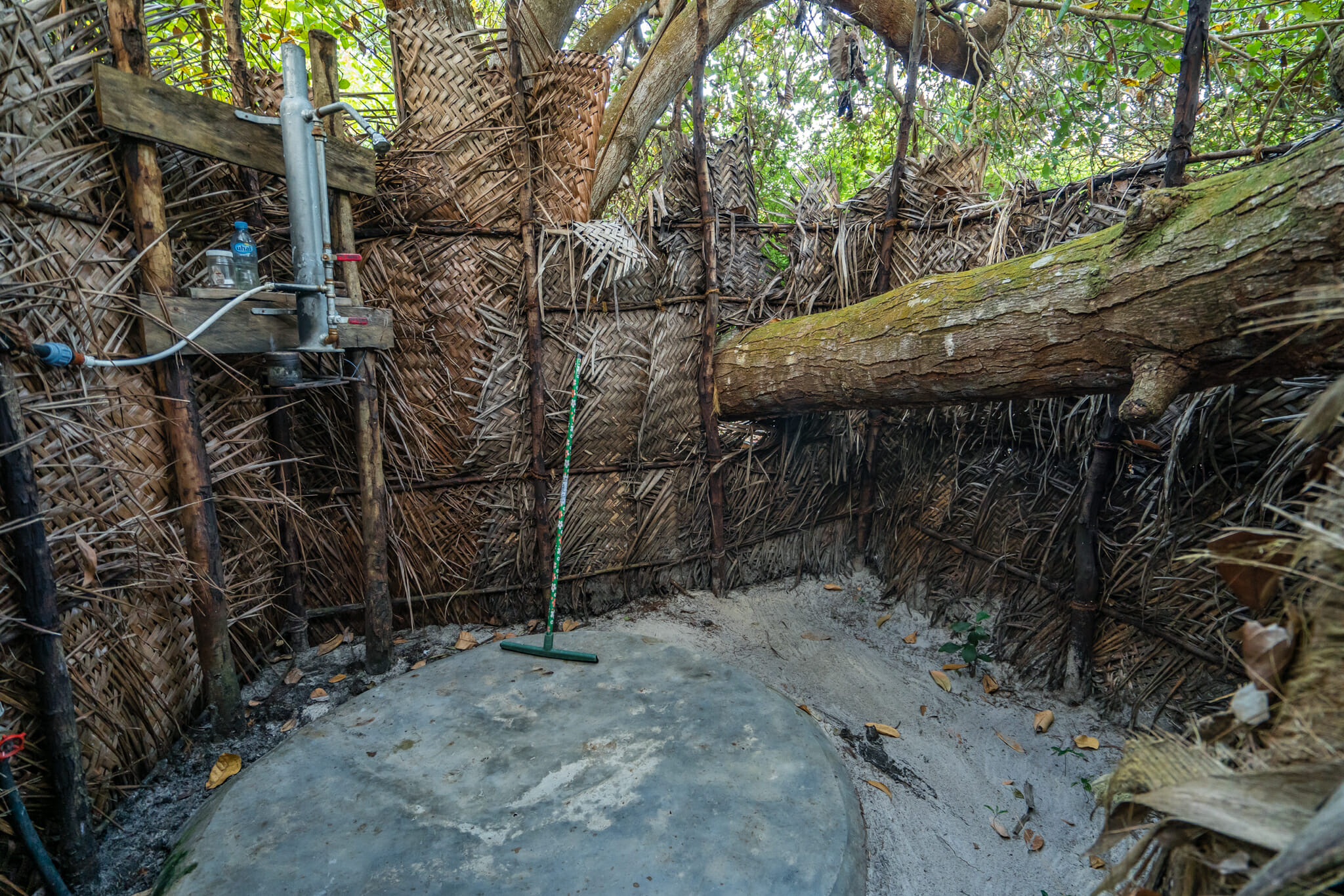douche naturelle du kitu kiblu à mafia island