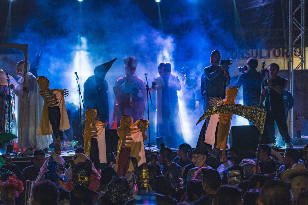 fête pendant el dia de los muertos