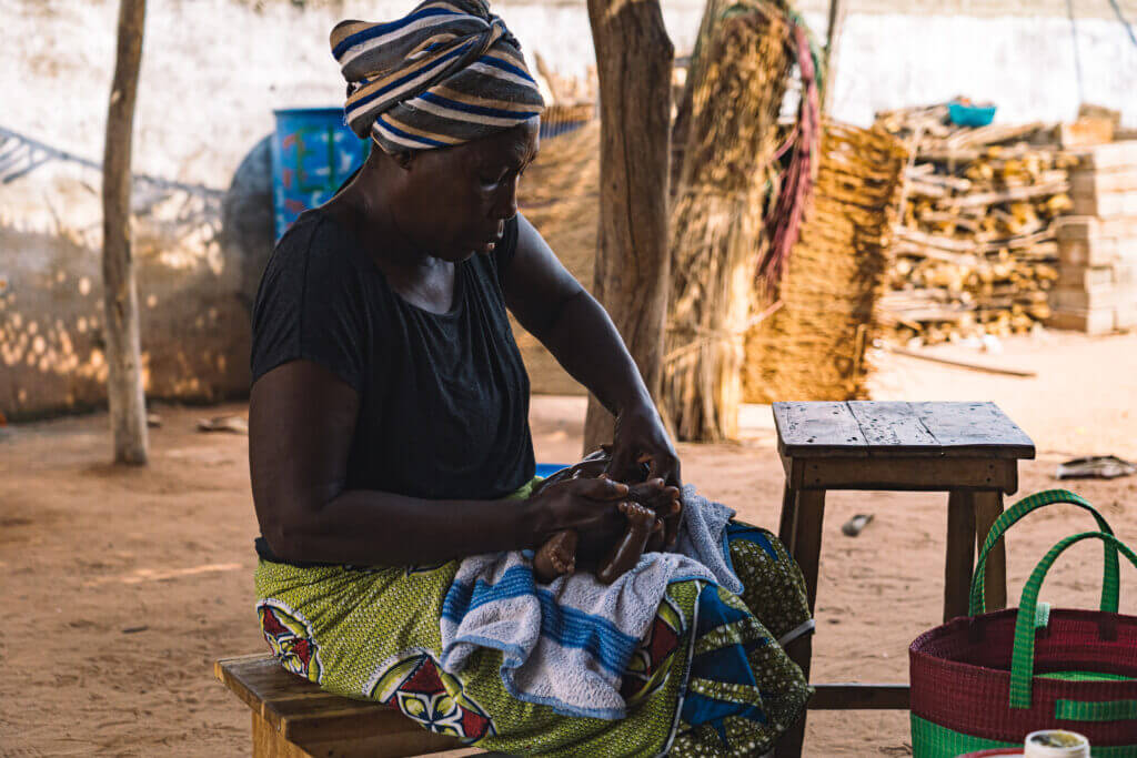 Technique de bain pour bébé à Gogotinkpon