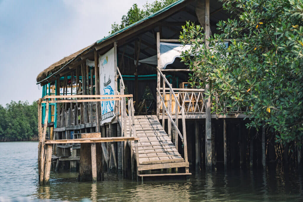 Spa naturel sur l'eau à Gogotinkpon, près du lac Ahémé