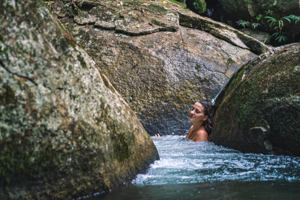 Photo de Maryne dans la rivière