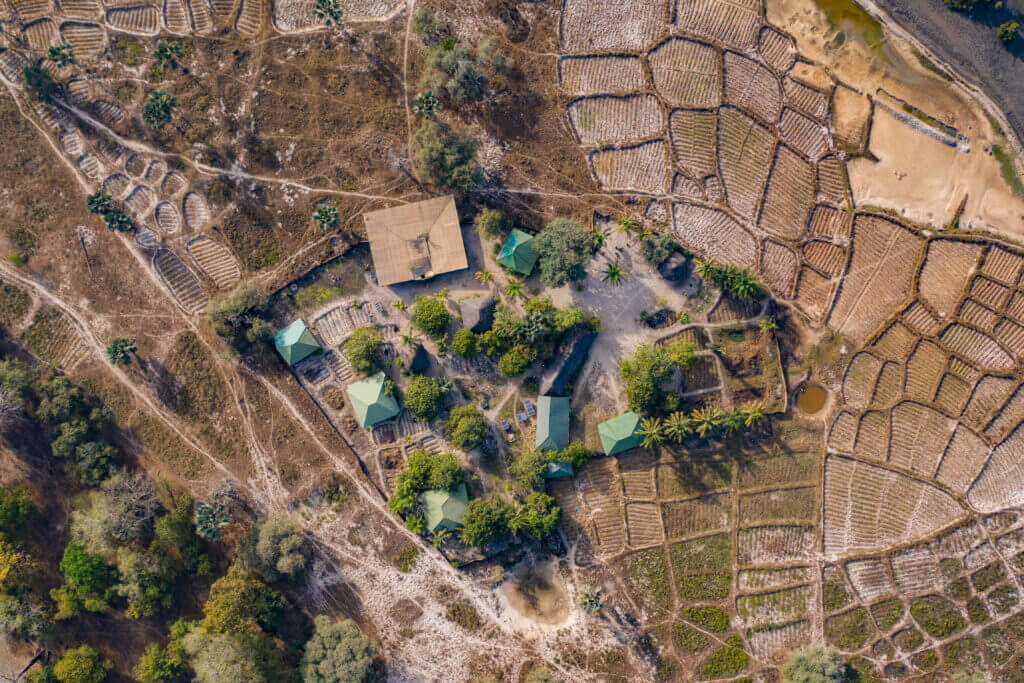vue aérienne sur le campement