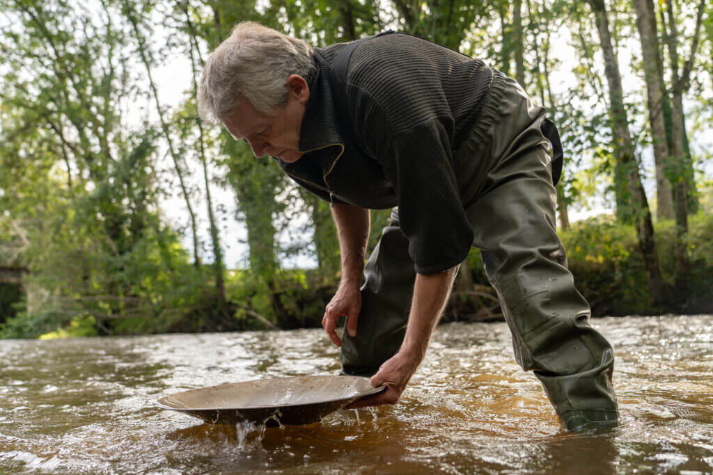 Philippe, orpailleur en dordogne