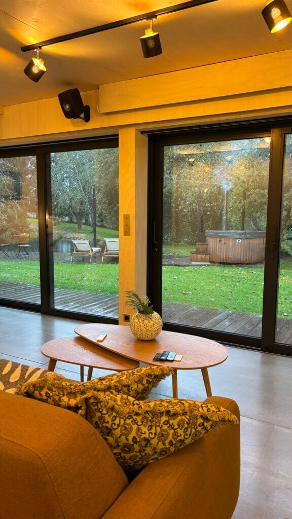 Home chic dans les prés, hébergement engagé en Dordogne