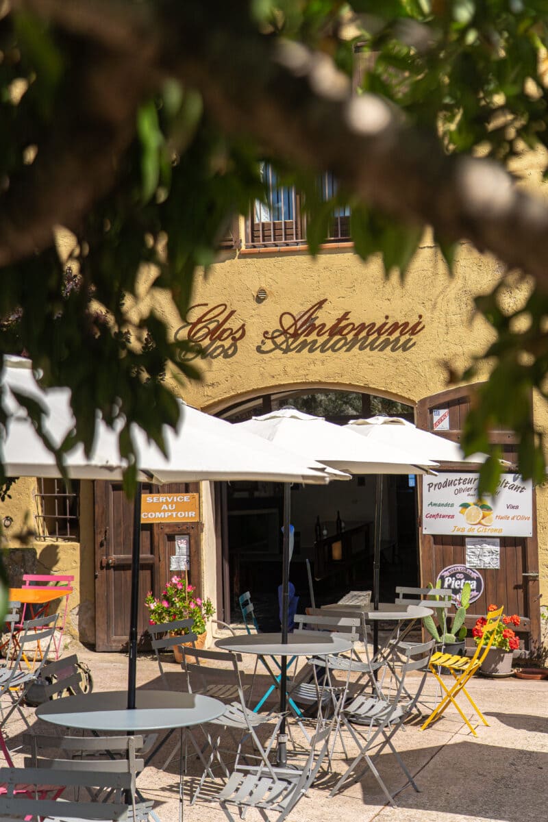 Terrasse du clos Antonini à Sant'antonino