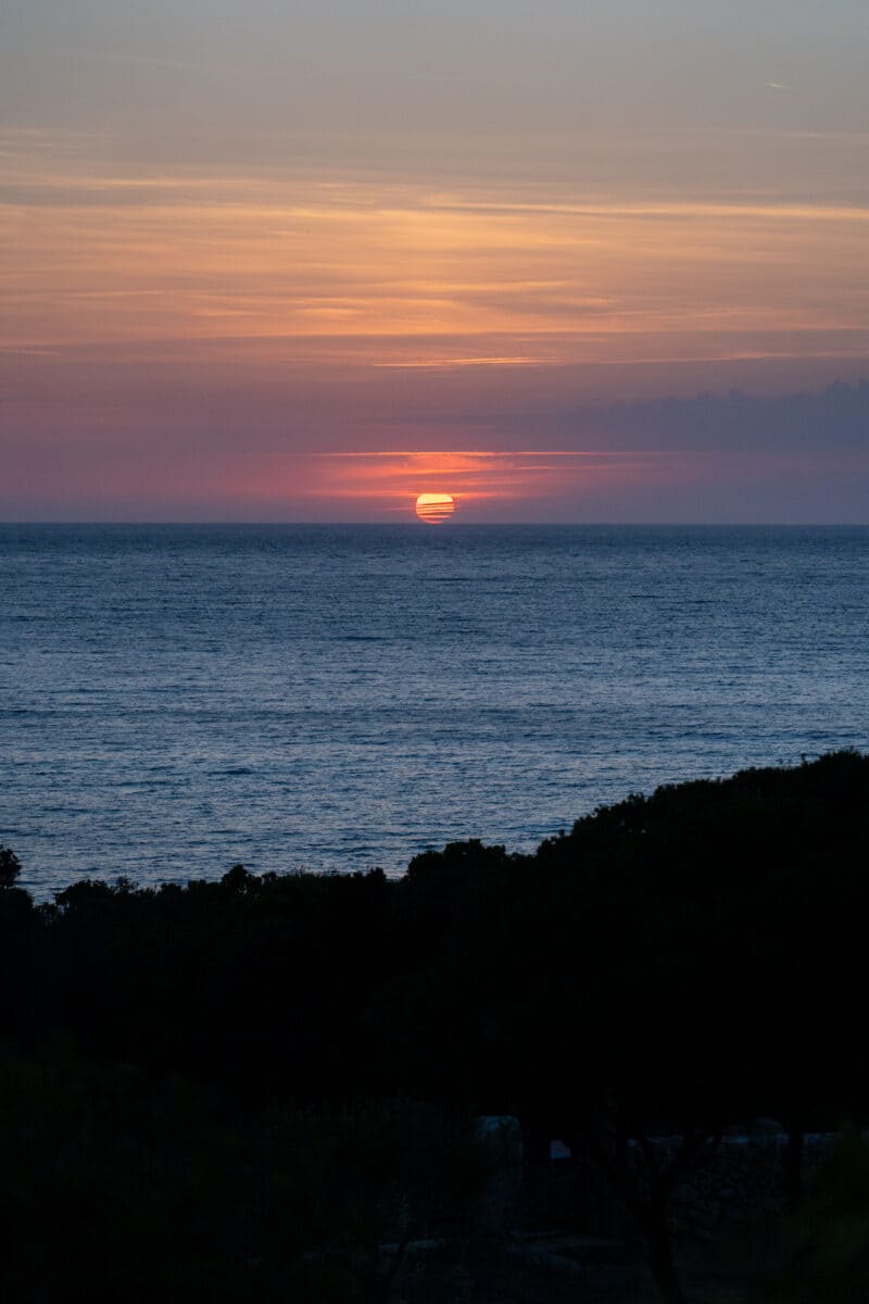 Coucher de soleil depuis la terrasse du restaurant U Nichjaretu